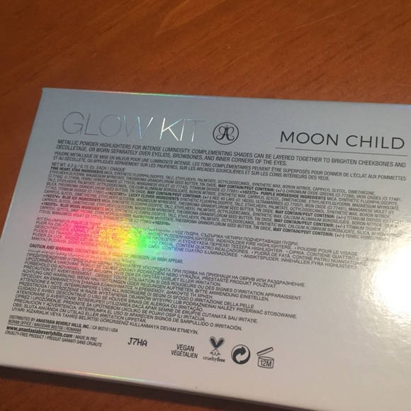 Anastasia Moon Child Glow Highlighter Kit - Picture 13 of 16